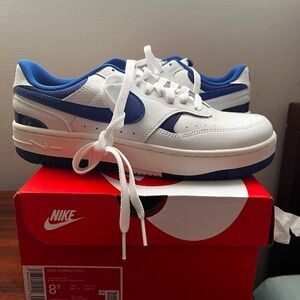 Nike Gamma force sneakers